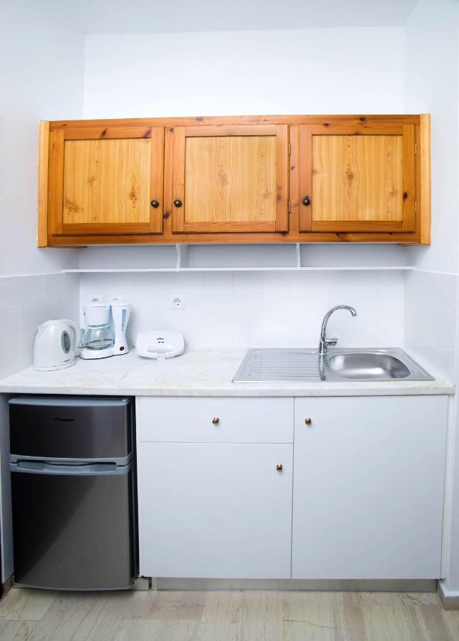 Pelagos Seafront Accommodation - Maria Myrties Buitenkant foto