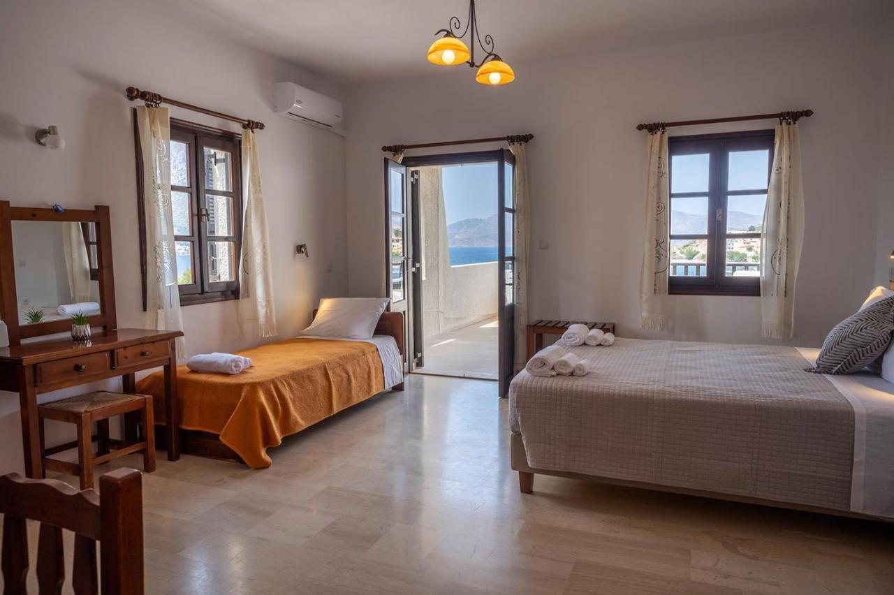 Pelagos Seafront Accommodation - Maria Myrties Buitenkant foto
