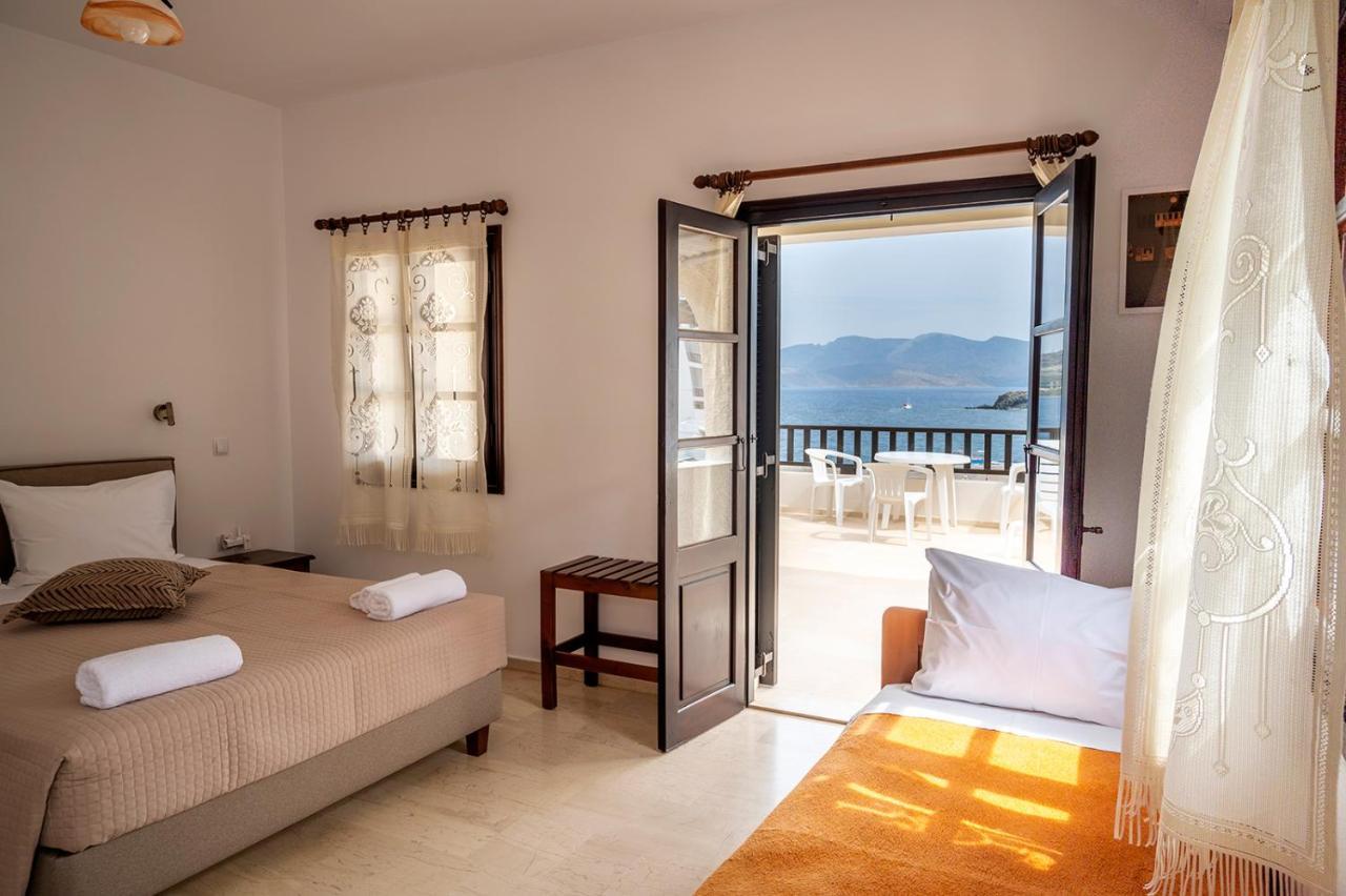 Pelagos Seafront Accommodation - Maria Myrties Buitenkant foto