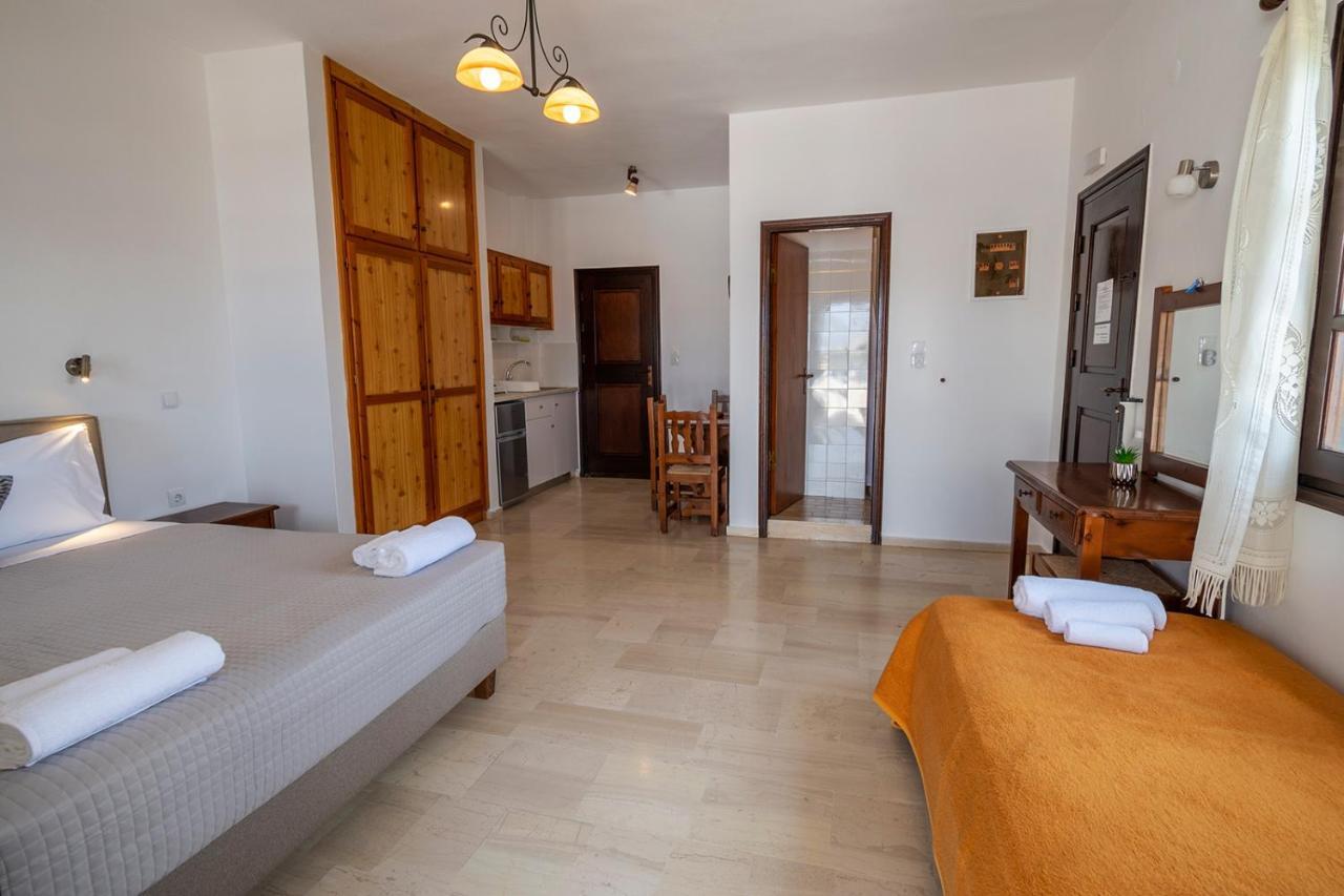 Pelagos Seafront Accommodation - Maria Myrties Buitenkant foto