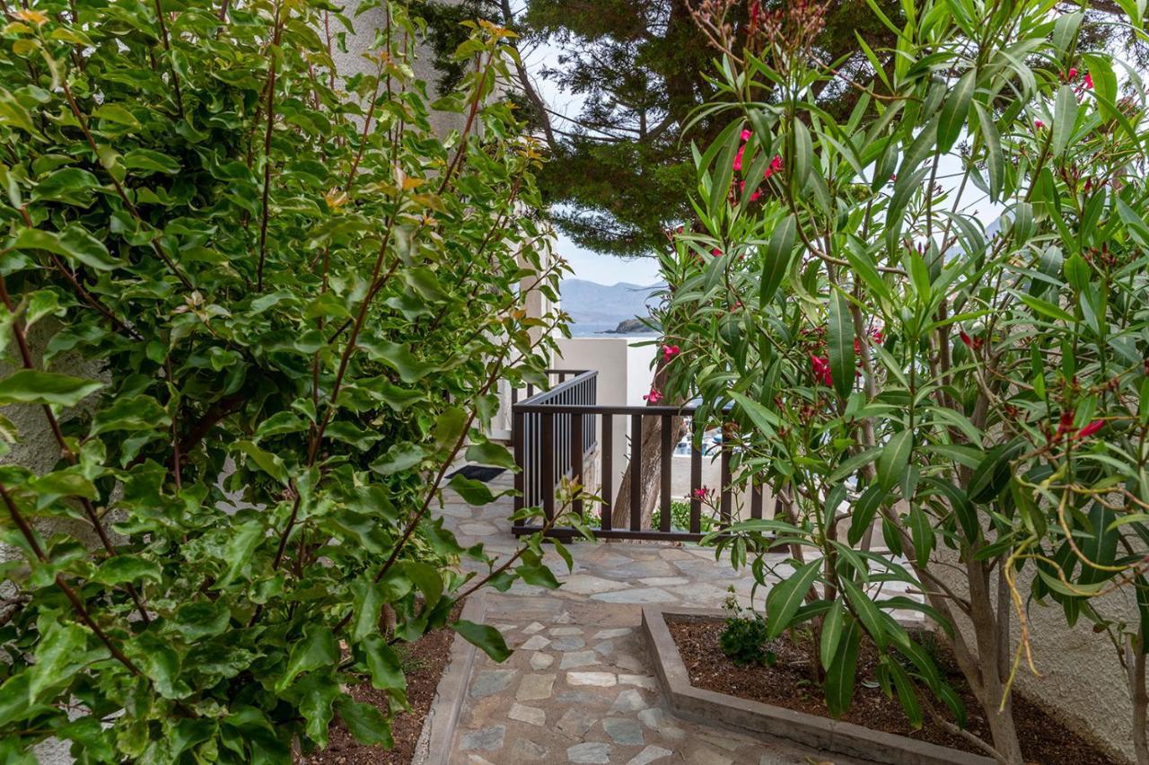 Pelagos Seafront Accommodation - Maria Myrties Buitenkant foto