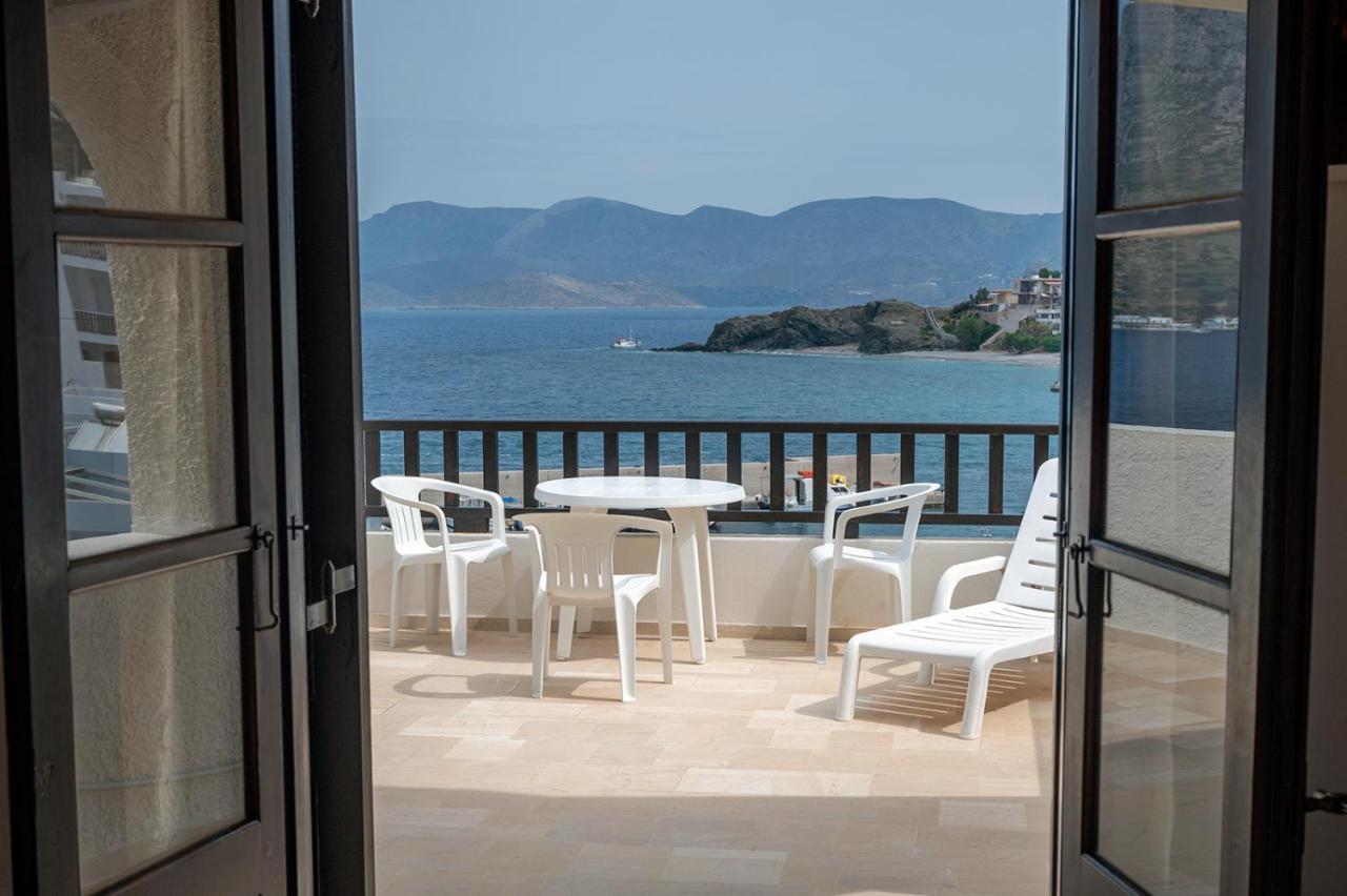 Pelagos Seafront Accommodation - Maria Myrties Buitenkant foto