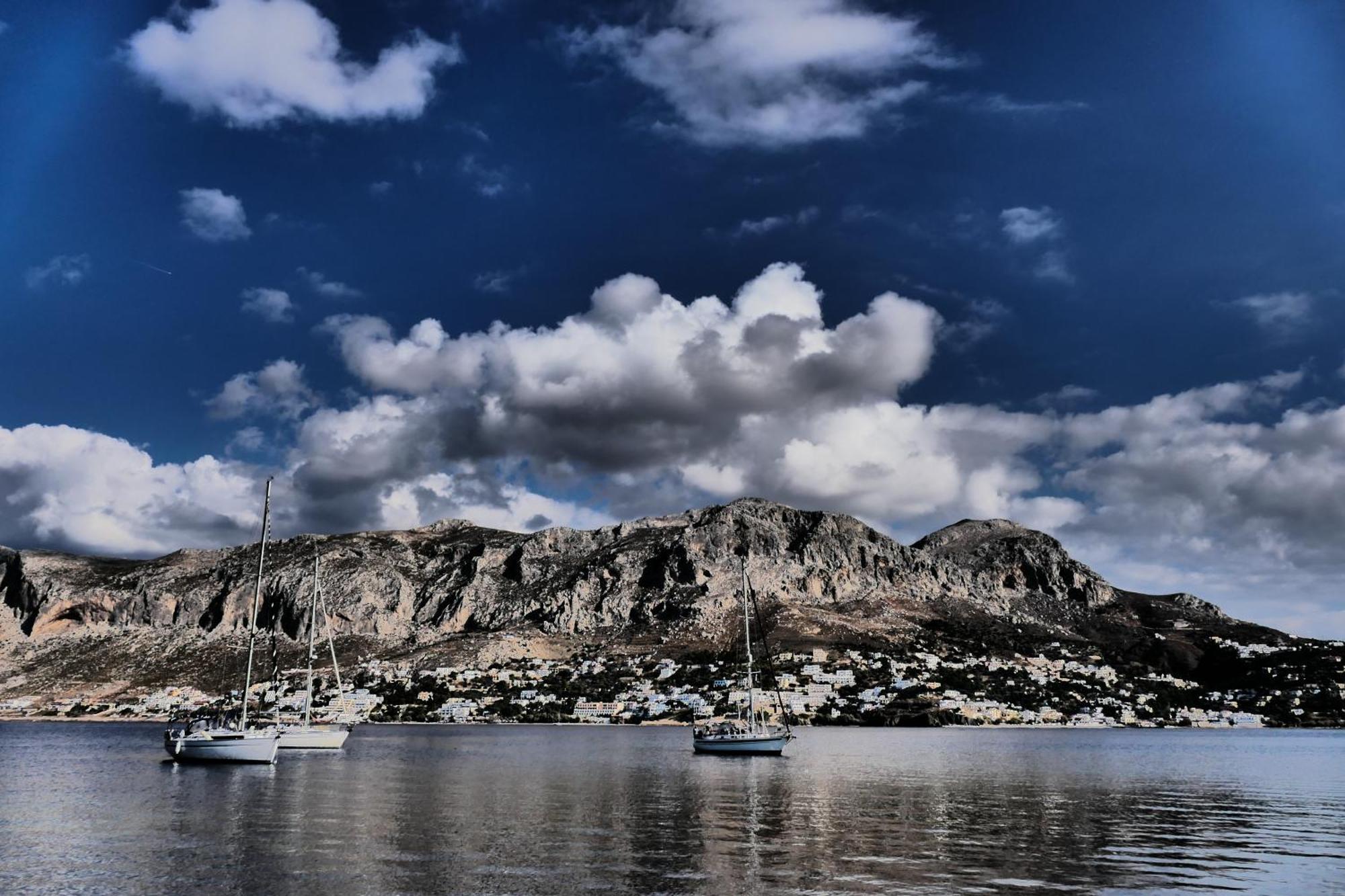 Pelagos Seafront Accommodation - Maria Myrties Buitenkant foto